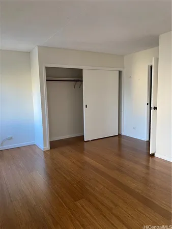 $2,500 | 430 Keoniana Street, Unit 912, Honolulu, HI 96815