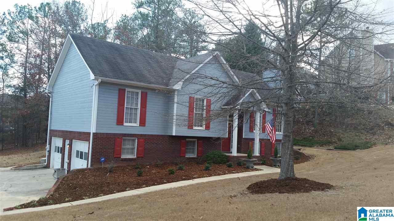 233 Kentwood Drive Alabaster, AL 35007 - Photo 2 of 31