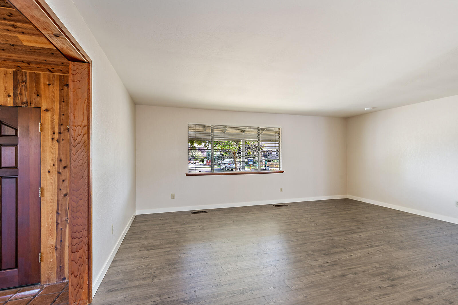 478 David Way Talent, OR 97540 - Photo 21 of 44 22_DW_22_mls