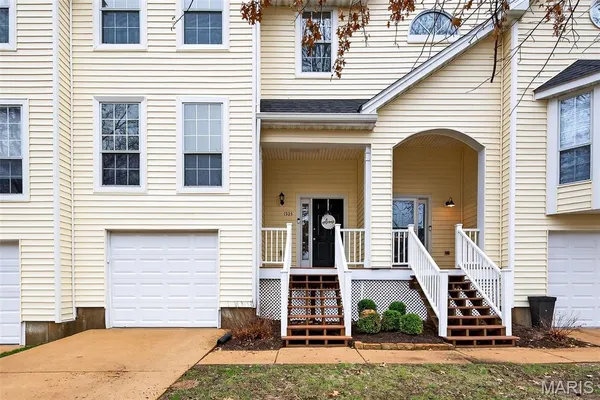 $244,900 | 1503 Whispering Creek Drive, Ballwin, MO 63021