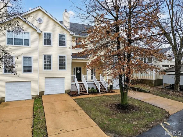 $244,900 | 1503 Whispering Creek Drive, Ballwin, MO 63021