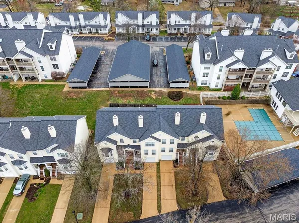 $244,900 | 1503 Whispering Creek Drive, Ballwin, MO 63021