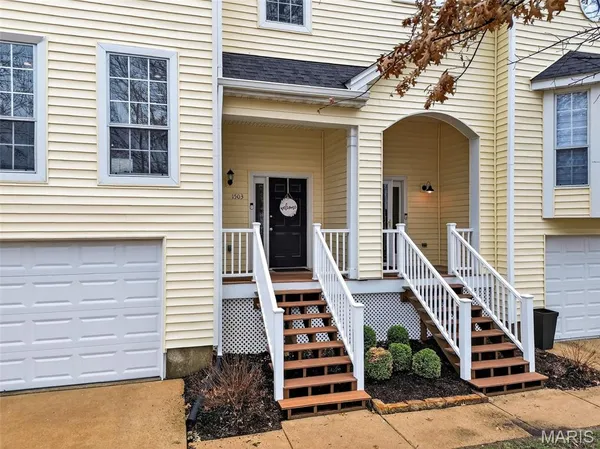 $244,900 | 1503 Whispering Creek Drive, Ballwin, MO 63021