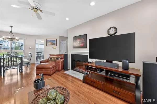 $244,900 | 1503 Whispering Creek Drive, Ballwin, MO 63021