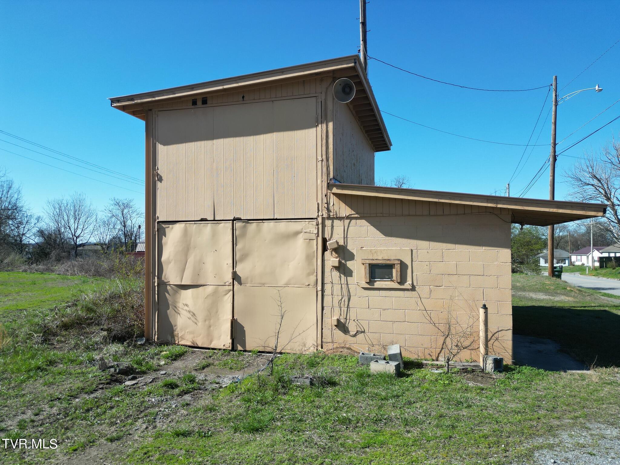 501 Wright Road Maryville, TN 37804 - Photo 9 of 12 CD47EB2E-C864-4920-B06F-CE67FCC784E0