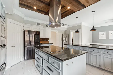 $599,000 | 7711 Oxfordshire Drive, Spring, TX 77379