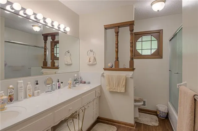 $275,000 | 14600 East 43rd Street South, Independence, MO 64055