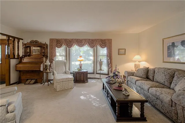 $275,000 | 14600 East 43rd Street South, Independence, MO 64055