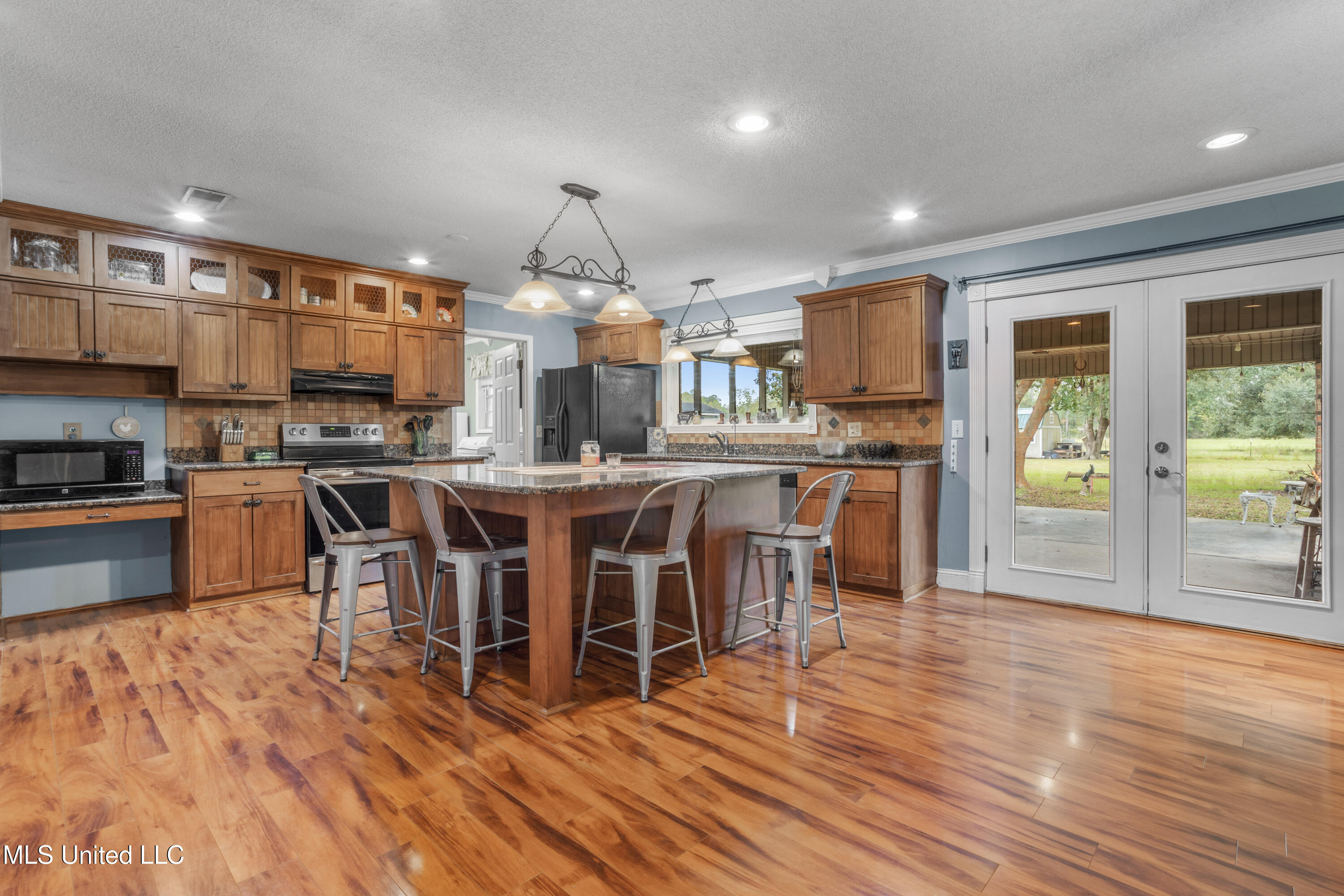 9021 Hollow Brook Road Moss Point, MS 39562 - Photo 12 of 47 014 (1)