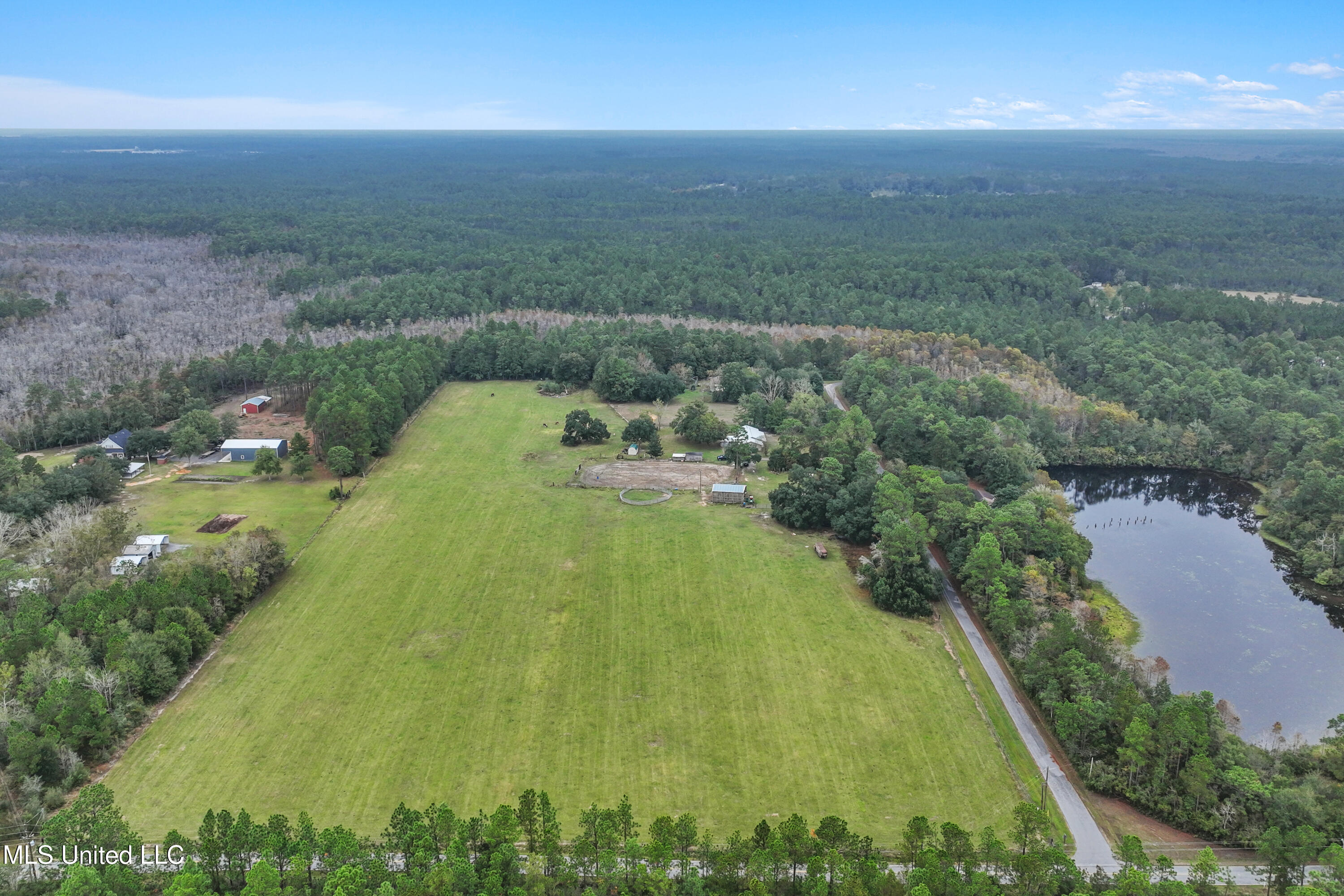 9021 Hollow Brook Road Moss Point, MS 39562 - Photo 30 of 47 003 (1)