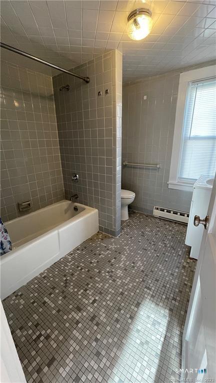 36 Pleasant Street Groton, CT 06340 - Photo 11 of 22 Bathroom