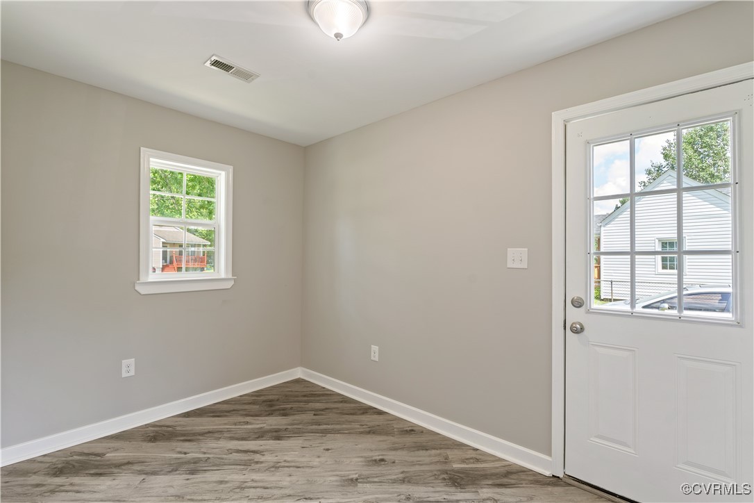 3605 Dupuy Road Petersburg, VA 23803 - Photo 4 of 31 Entryway with wood finished floors and baseboards