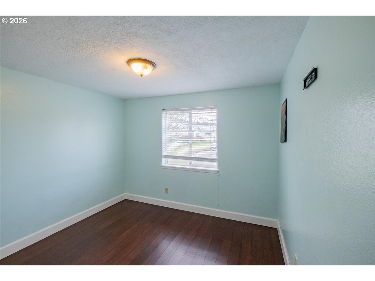 2990 Harding Court Sweet Home, OR 97386 - Photo 19 of 37