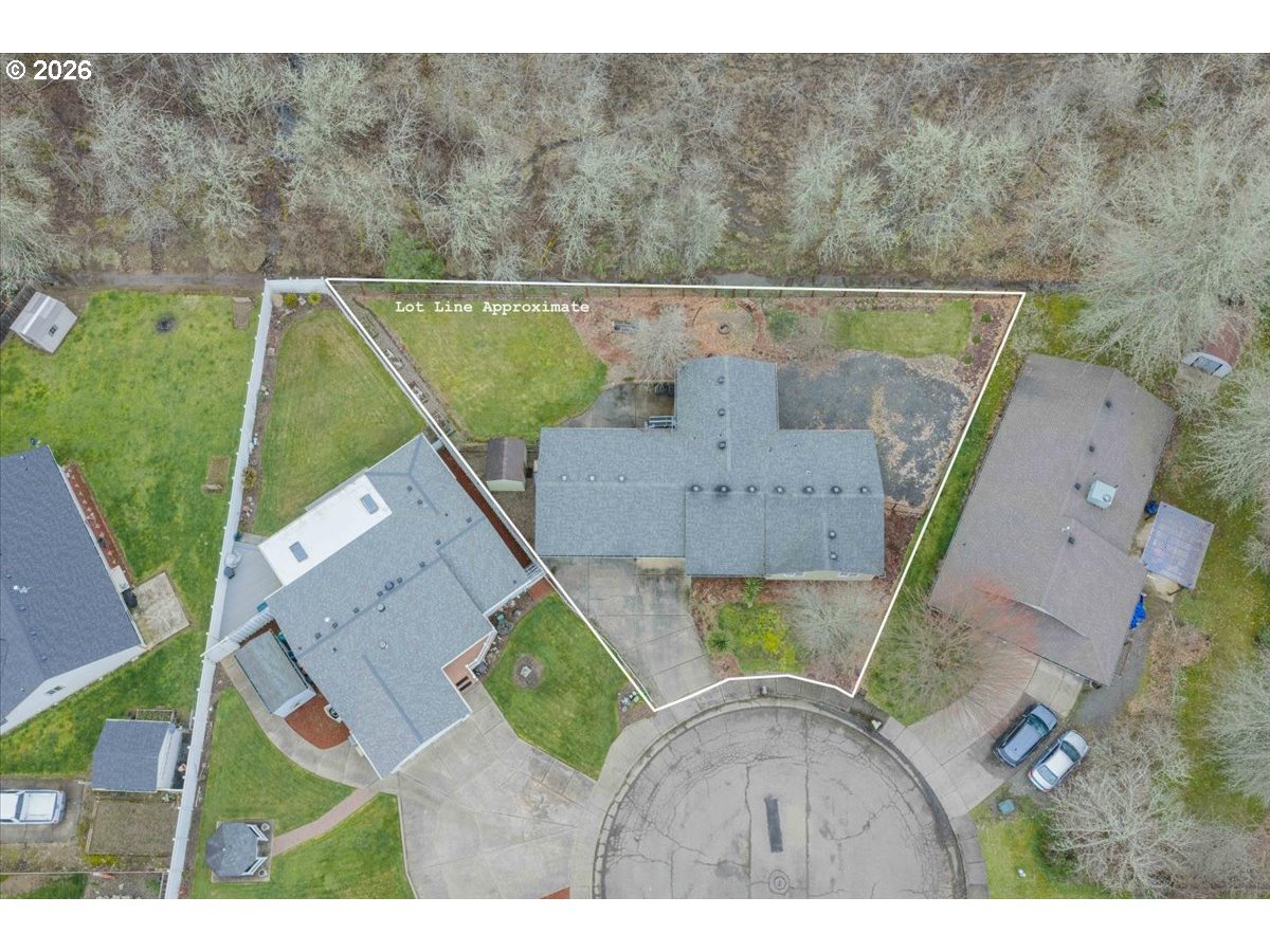 2990 Harding Court Sweet Home, OR 97386 - Photo 32 of 37