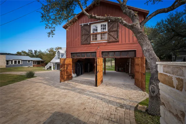 $1,839,000 | 2703 De Soto Drive, Austin, TX 78733