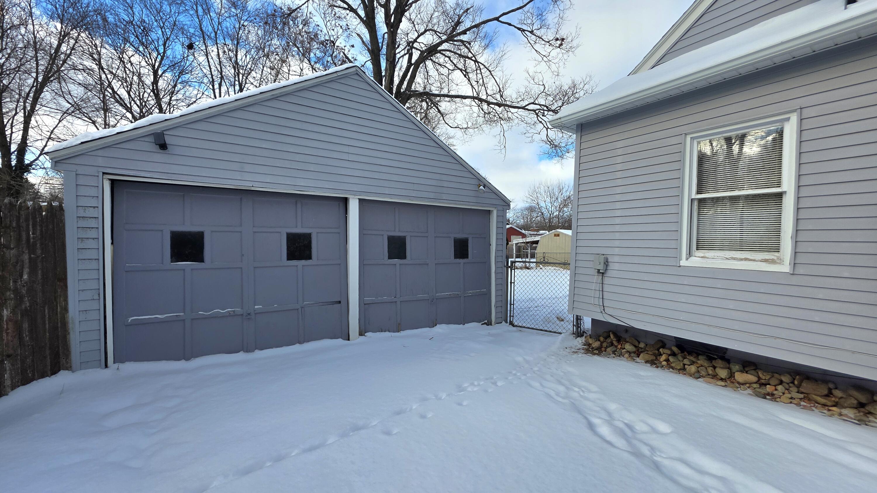 2426 Midday Street Jackson, MI 49203 - Photo 25 of 30 20260102_134325