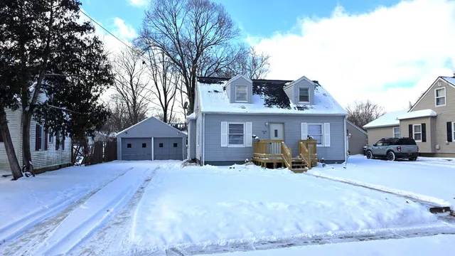 $159,900 | 2426 Midday Street, Jackson, MI 49203