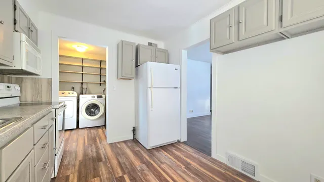 $159,900 | 2426 Midday Street, Jackson, MI 49203