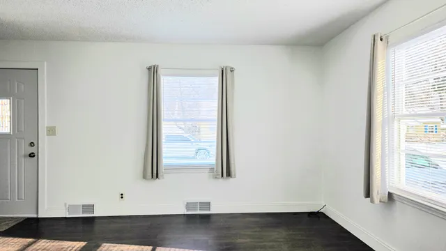 $159,900 | 2426 Midday Street, Jackson, MI 49203