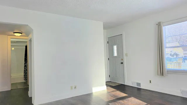 $159,900 | 2426 Midday Street, Jackson, MI 49203