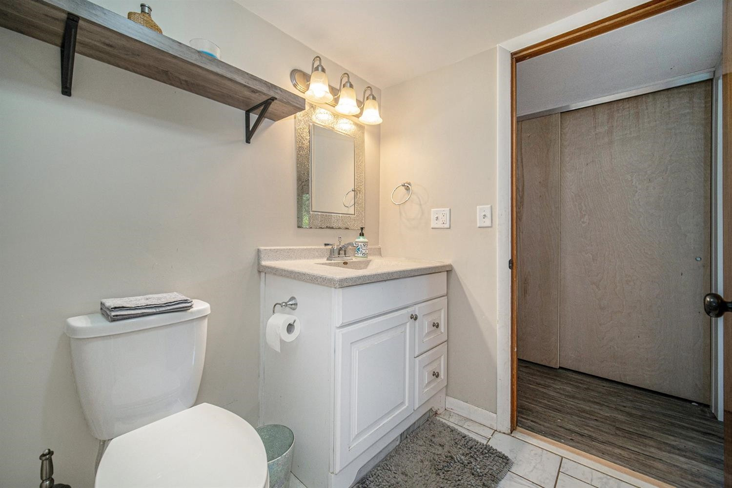 13467 McKinley Road Chelsea, MI 48118 - Photo 15 of 34 Photo 15
