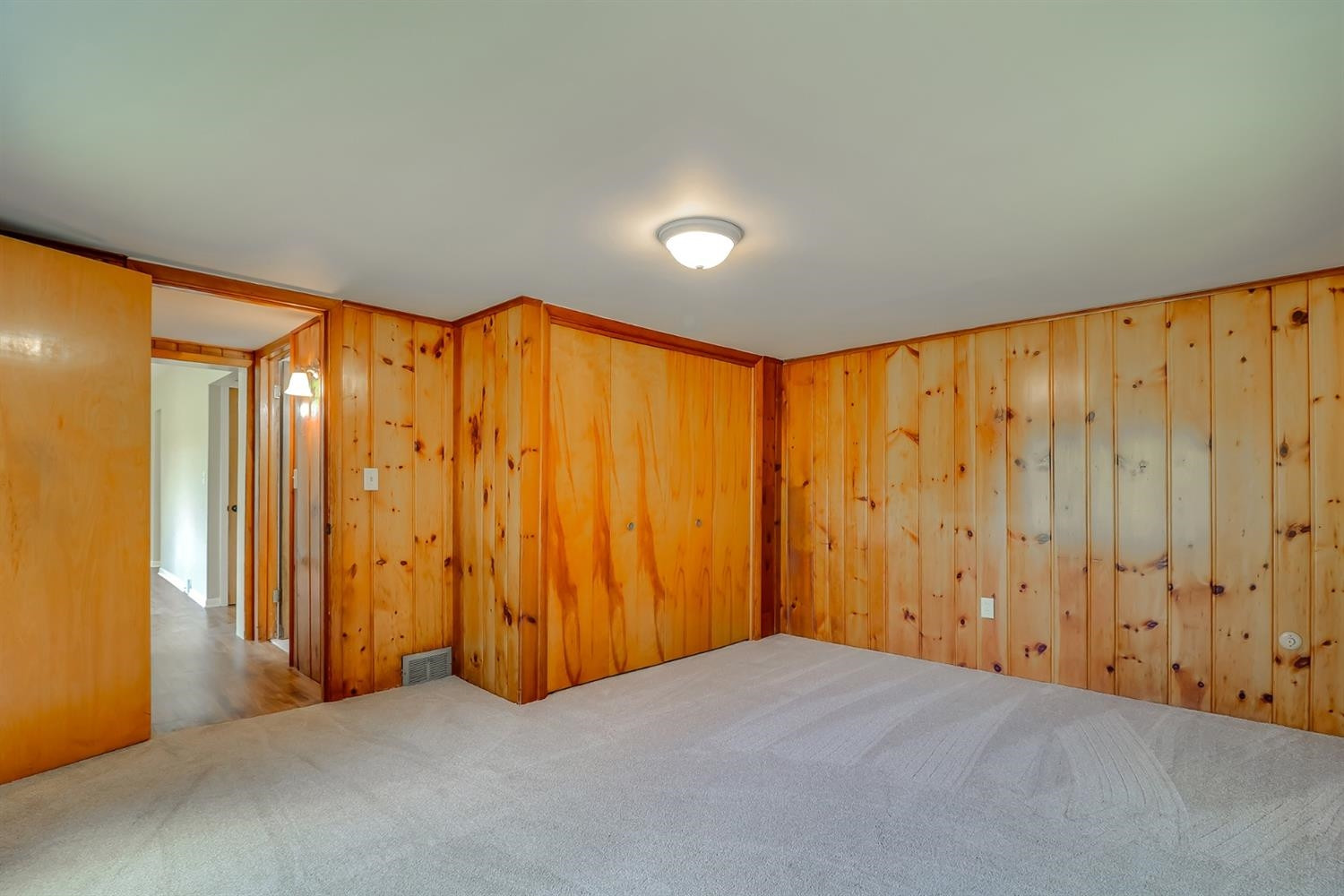 13467 McKinley Road Chelsea, MI 48118 - Photo 17 of 34 Photo 17