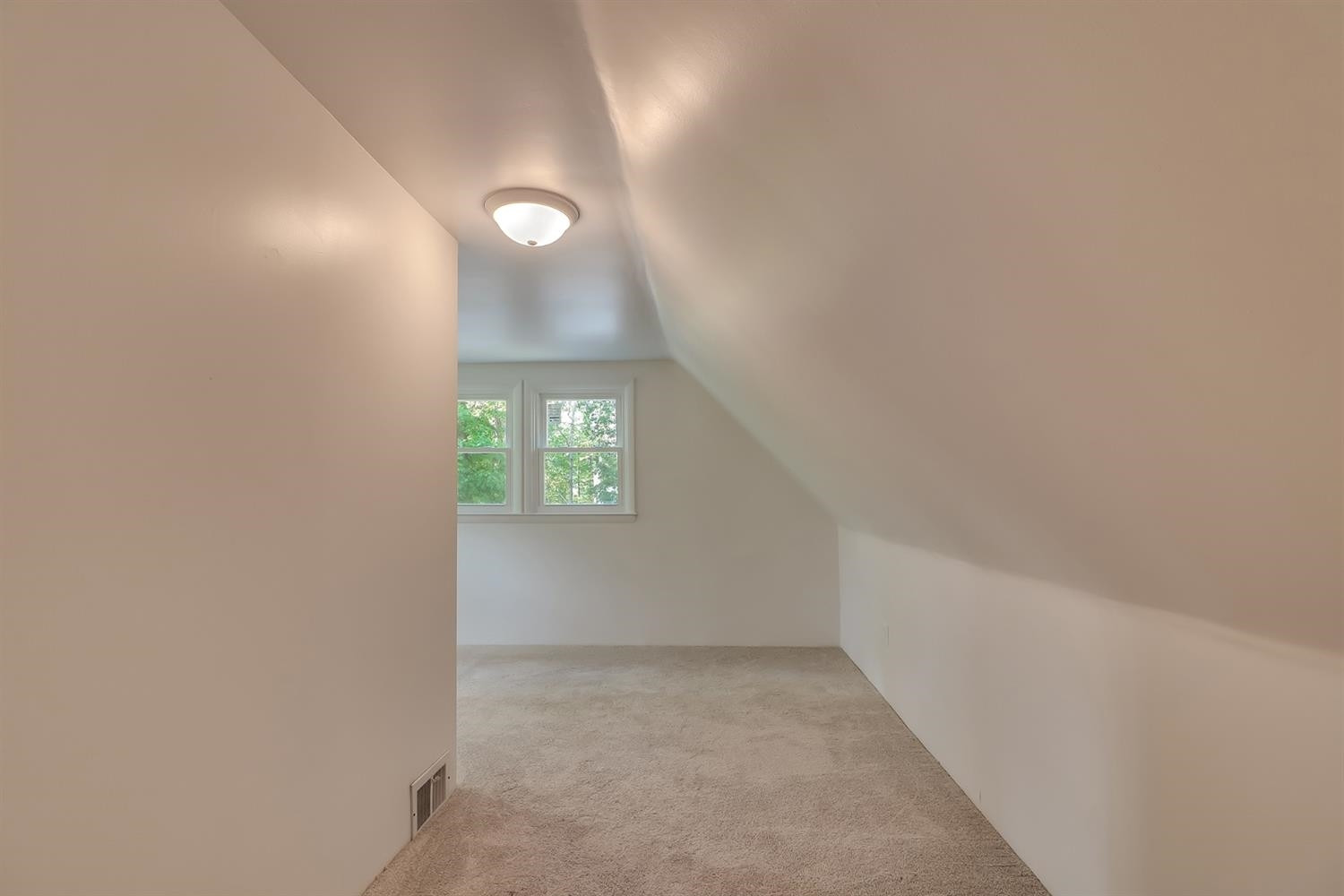 13467 McKinley Road Chelsea, MI 48118 - Photo 18 of 34 Photo 18