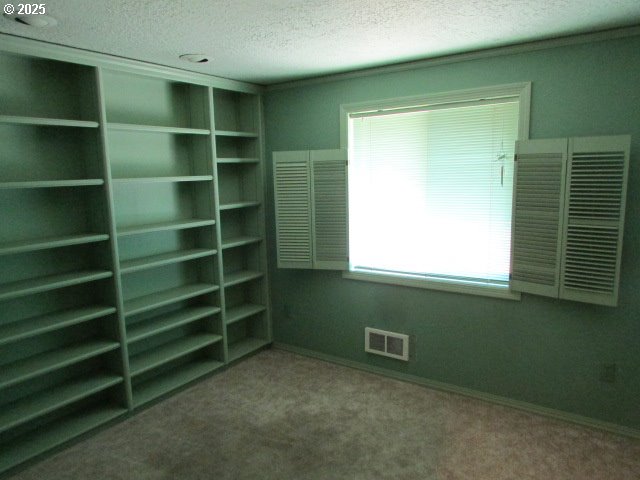 10285 South Rosewood Way Molalla, OR 97038 - Photo 17 of 39 a view of room with window and a window