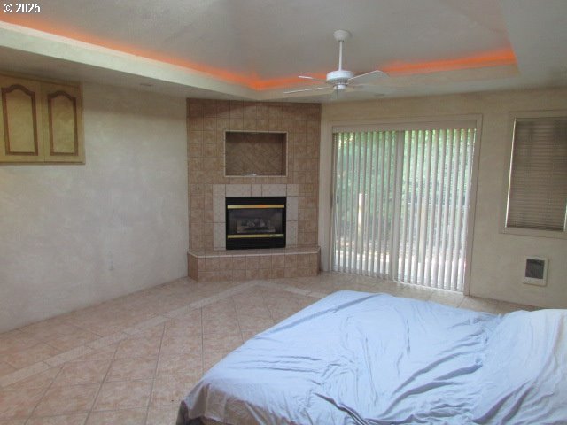 10285 South Rosewood Way Molalla, OR 97038 - Photo 26 of 39 a view of empty room with wooden floor and fireplace
