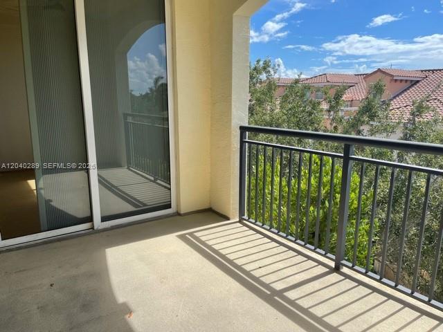 2409 Renaissance Way, Unit 409 Boynton Beach, FL 33426 - Photo 5 of 28