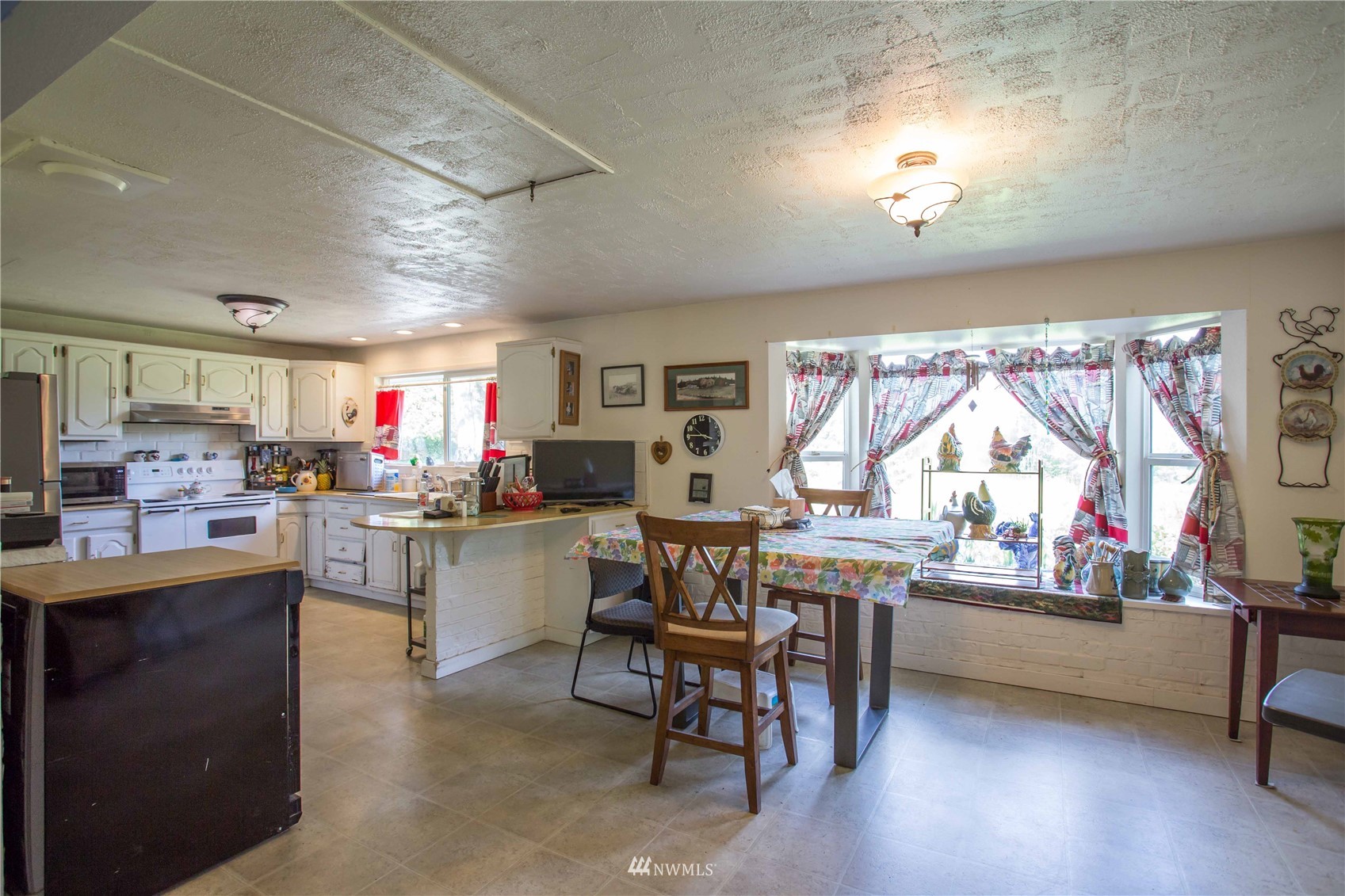 10934 Halloran Road Bow, WA 98232 - Photo 13 of 25 Gallery Image 13
