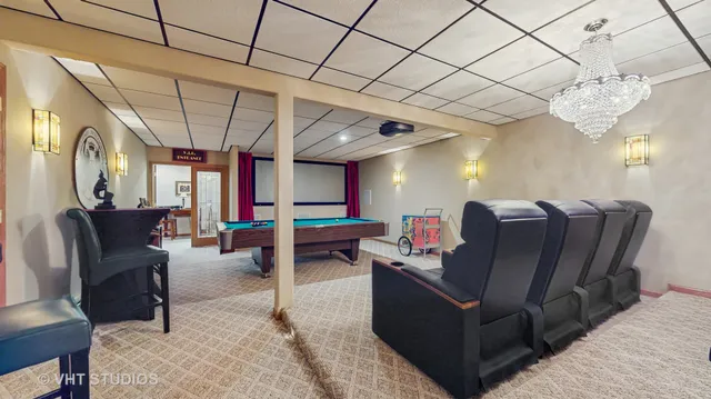 $389,000 | 301 West Eagle Court, Waukegan, IL 60087