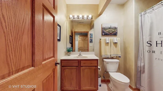 $389,000 | 301 West Eagle Court, Waukegan, IL 60087