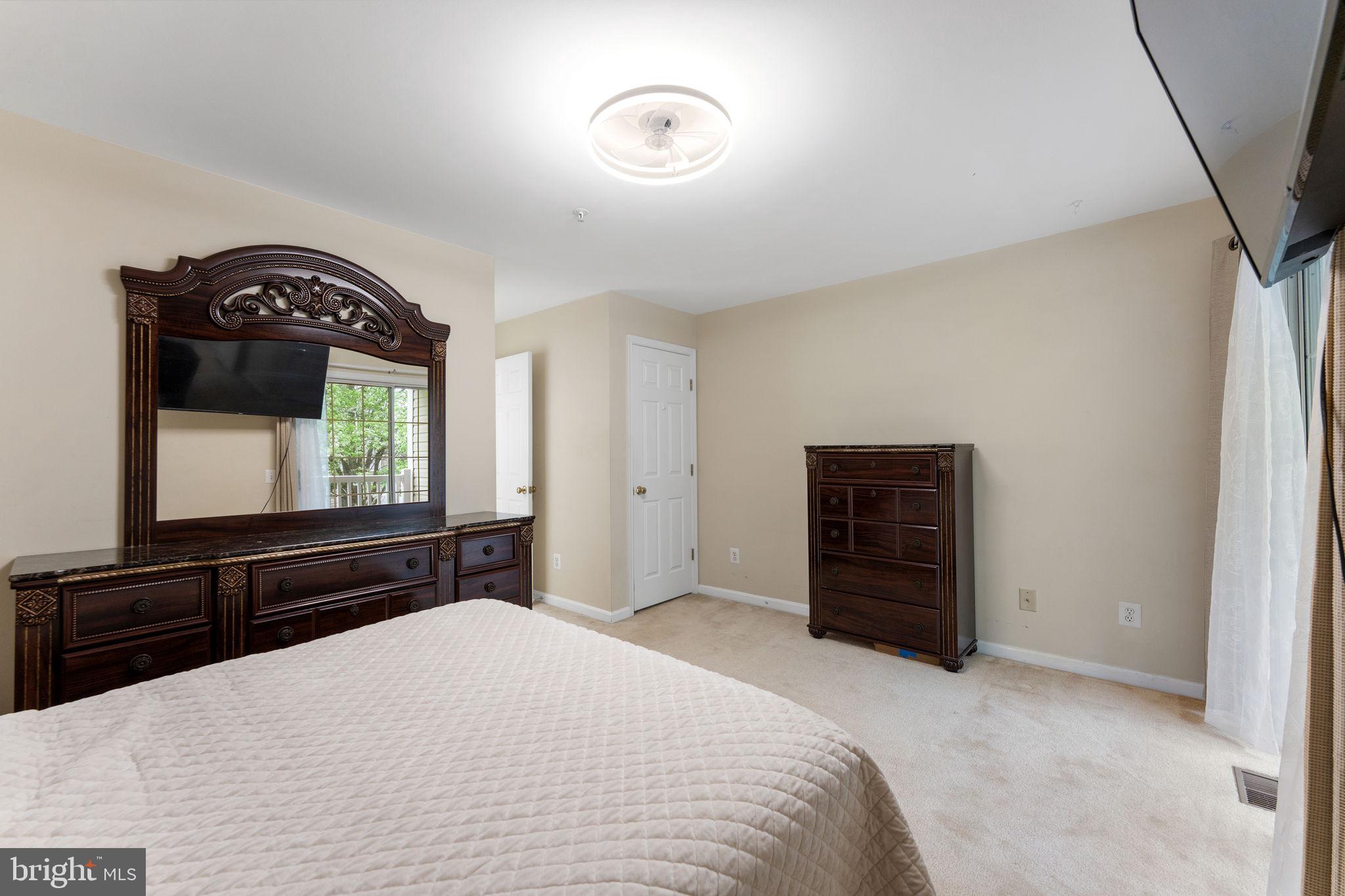 46930 Courtyard Square Sterling, VA 20164 - Photo 22 of 37