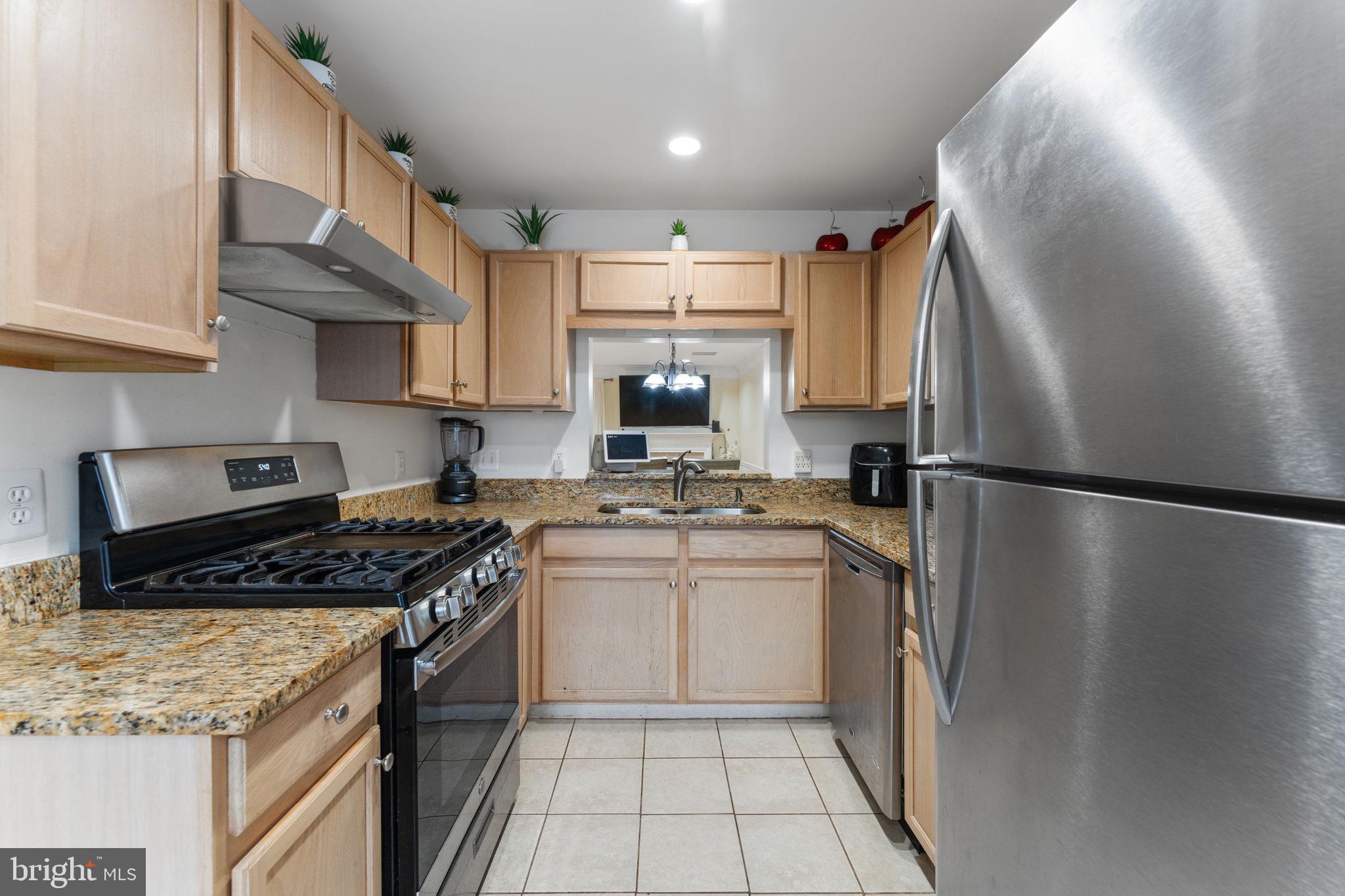 46930 Courtyard Square Sterling, VA 20164 - Photo 10 of 37