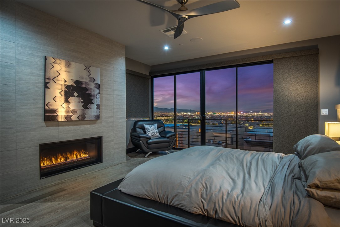 2260 Sunrise Ridge Court Henderson, NV 89052 - Photo 12 of 86