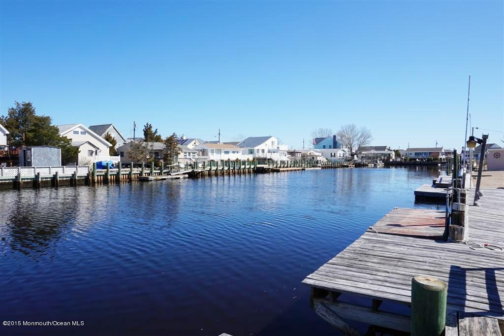 59 Tarpon Road Tuckerton, NJ 08087 - Photo 9 of 15 Lagoon
