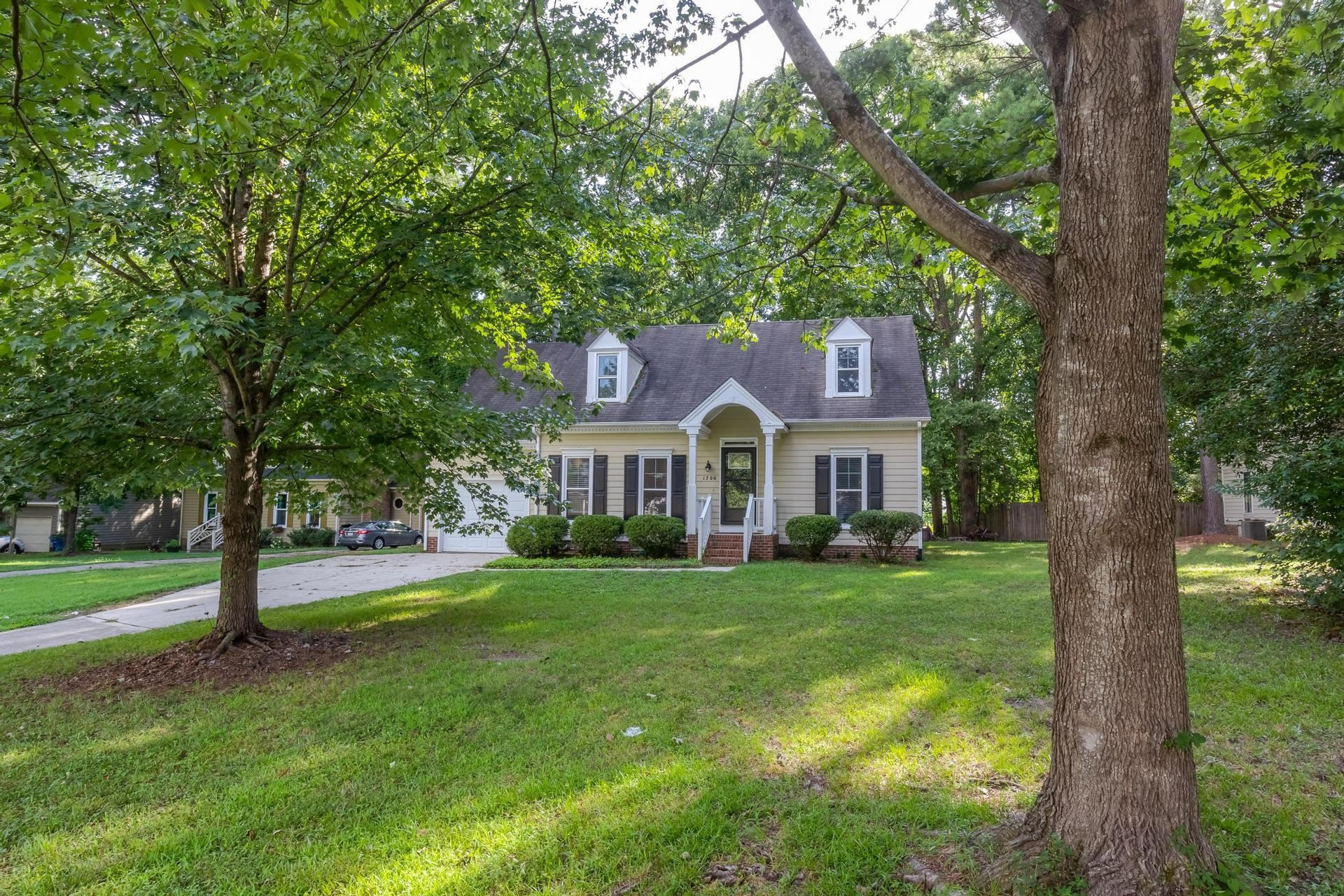1700 Netherfield Lane Raleigh, NC 27610 - Photo 3 of 34 Photo 3