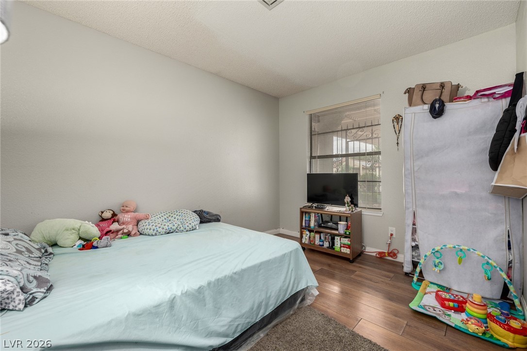 6433 West Pearcrest Road Las Vegas, NV 89108 - Photo 18 of 27