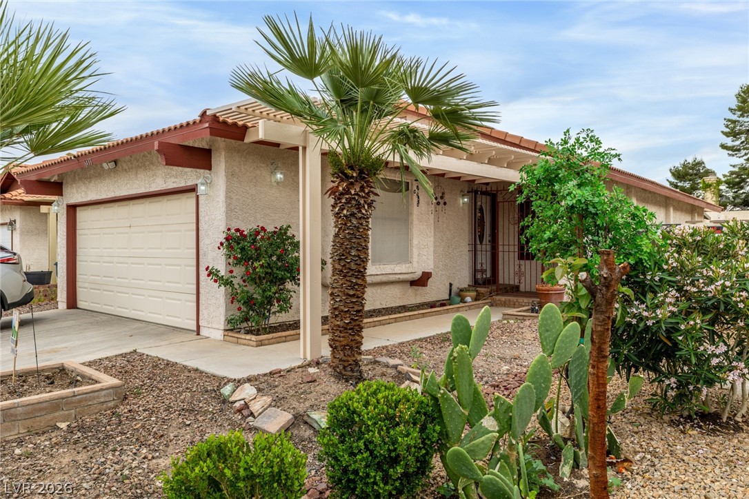 6433 West Pearcrest Road Las Vegas, NV 89108 - Photo 2 of 27