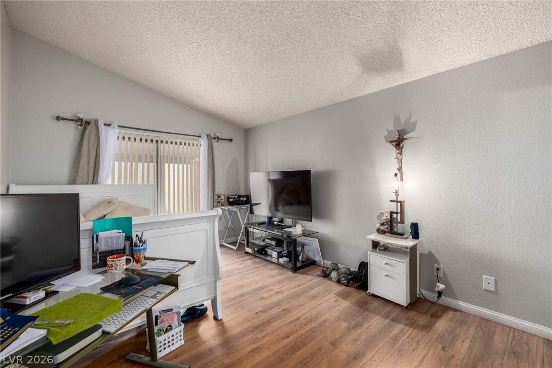 6433 West Pearcrest Road Las Vegas, NV 89108 - Photo 23 of 27