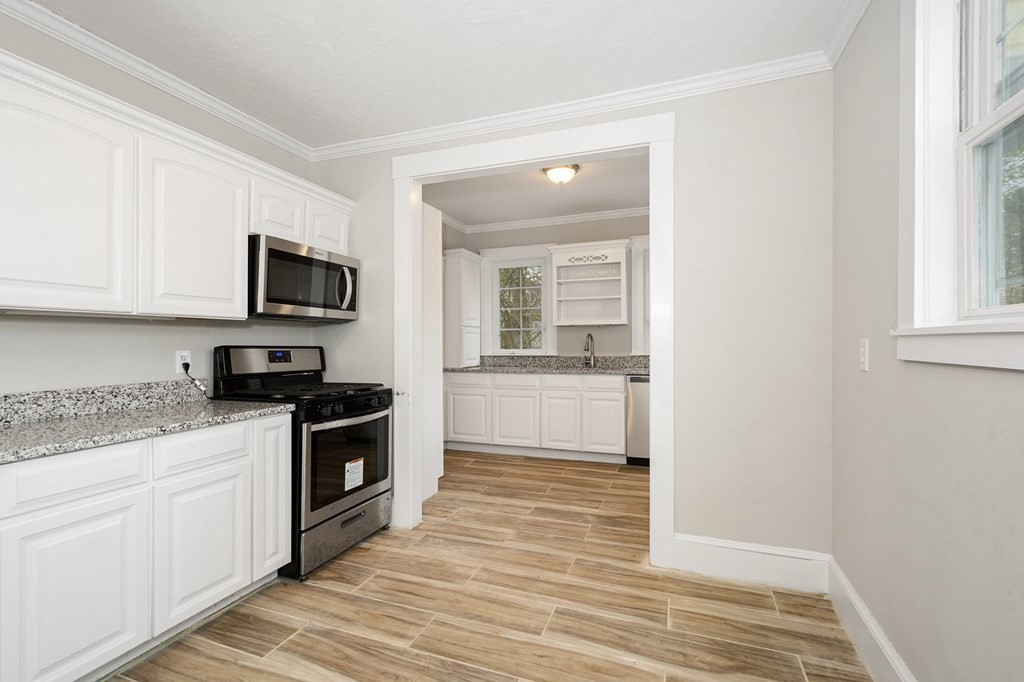 794 School Street Webster, MA 01570 - Photo 14 of 35