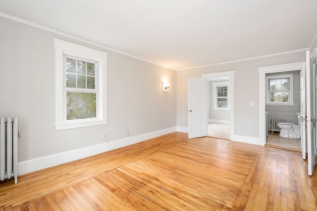 794 School Street Webster, MA 01570 - Photo 20 of 35