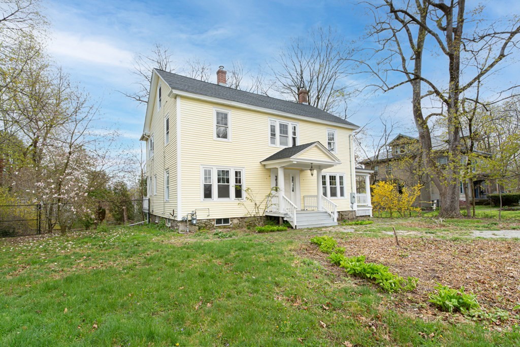 794 School Street Webster, MA 01570 - Photo 2 of 35