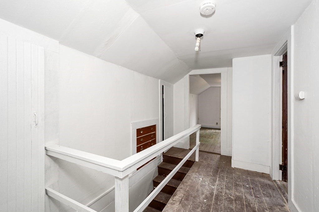 794 School Street Webster, MA 01570 - Photo 31 of 35