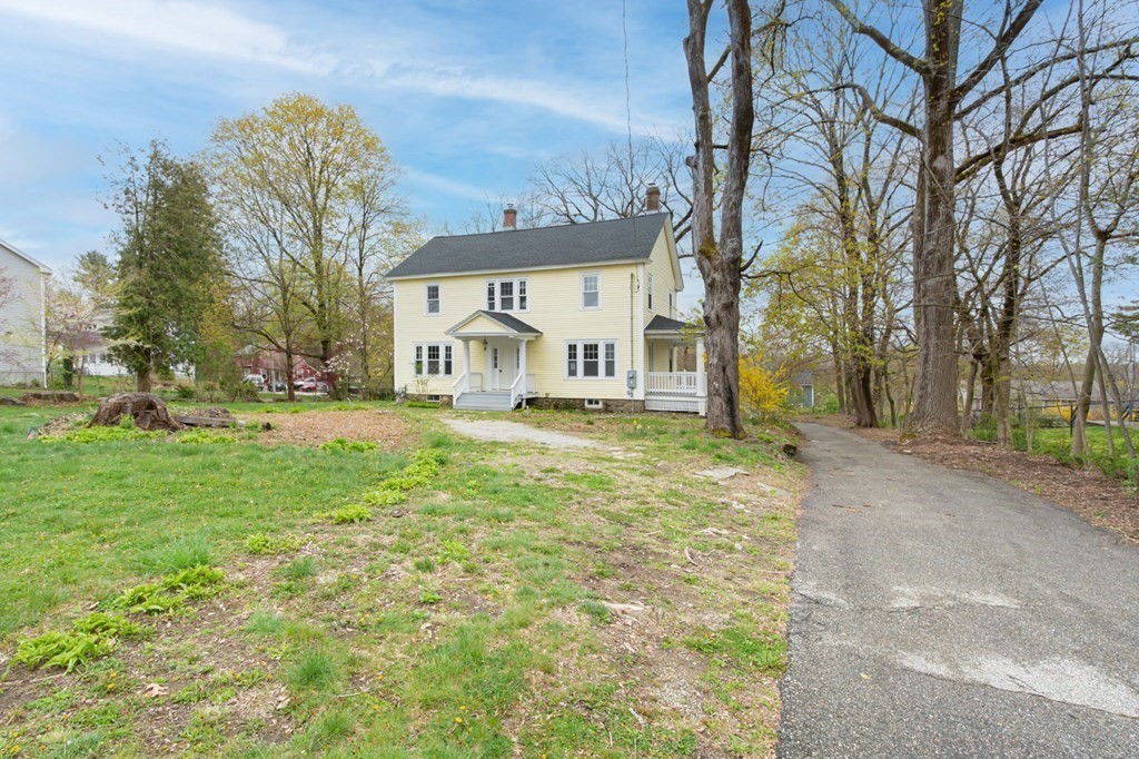 794 School Street Webster, MA 01570 - Photo 33 of 35