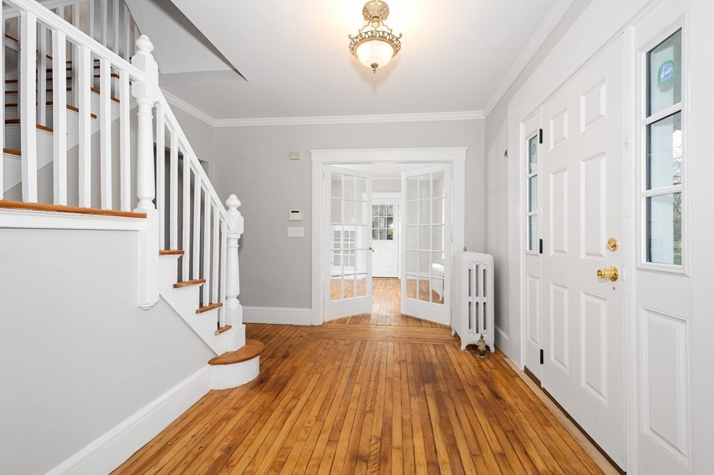 794 School Street Webster, MA 01570 - Photo 6 of 35