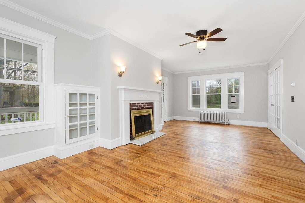 794 School Street Webster, MA 01570 - Photo 8 of 35