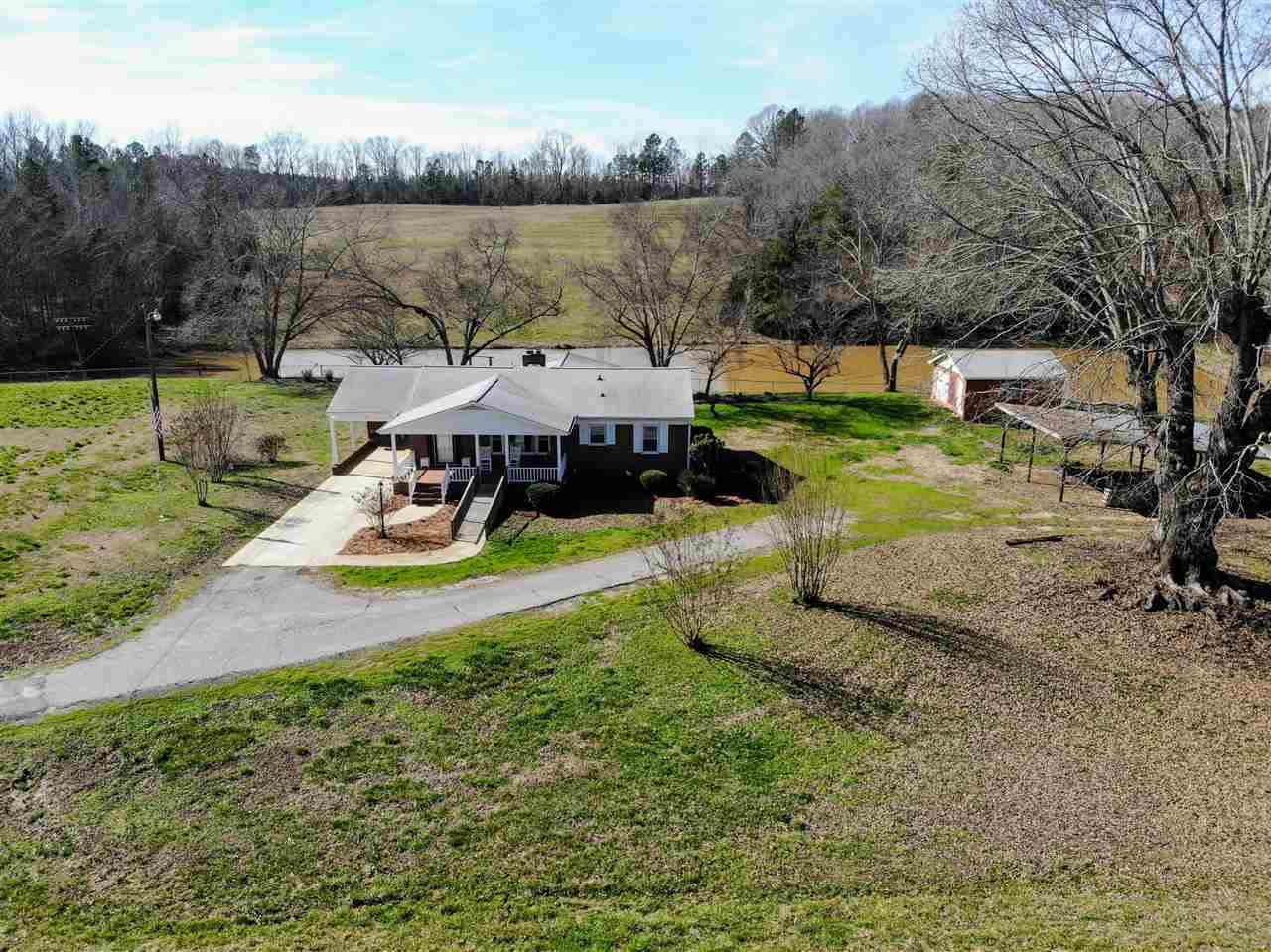 871 Kelly Road Union, SC 29379 - Photo 3 of 35
