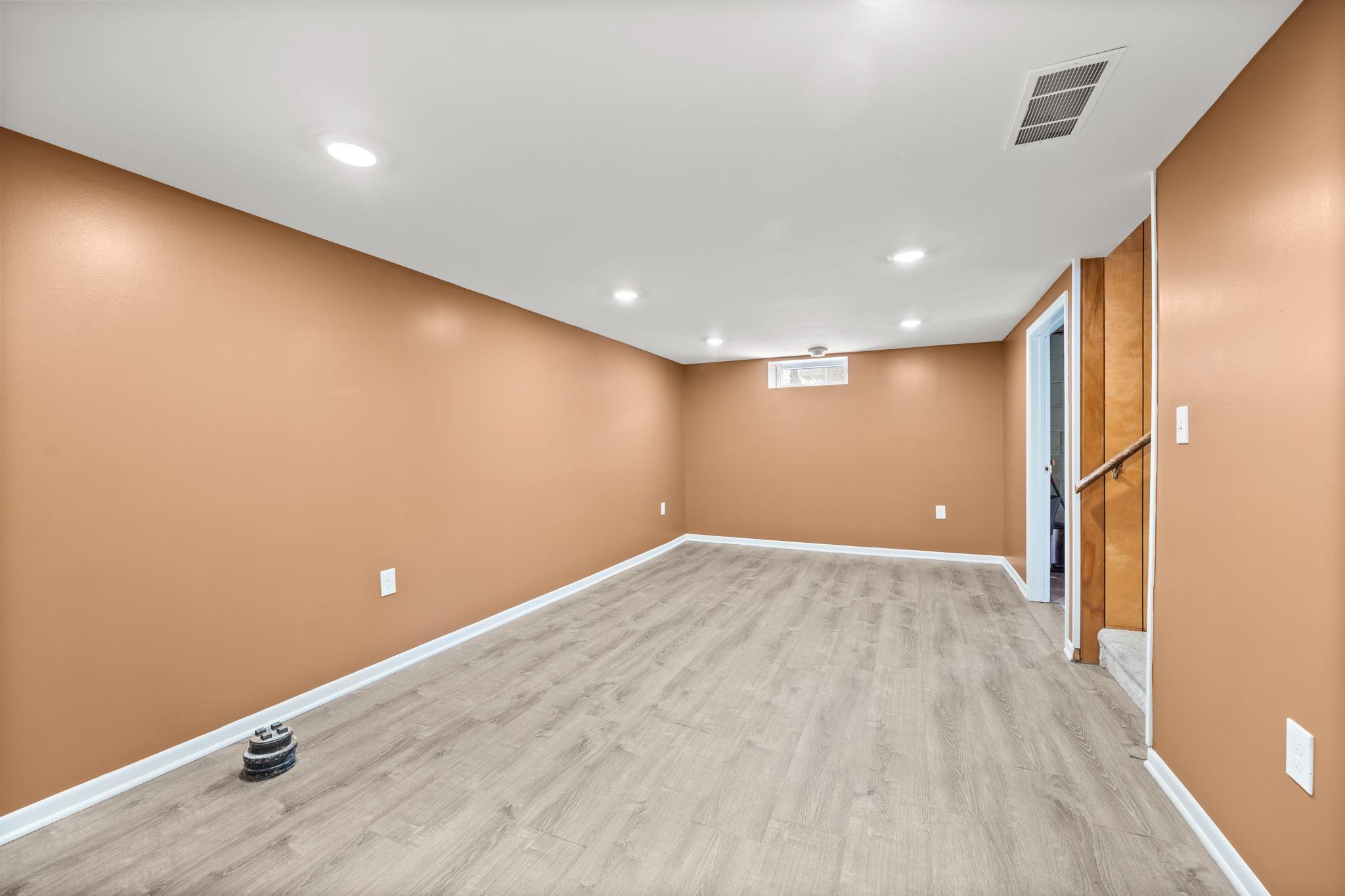5333 James Avenue North Brooklyn Center, MN 55430 - Photo 14 of 21